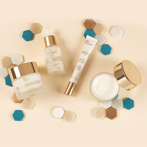 Cr&egrave;me r&eacute;confortante anti-rides de nuit cosm&eacute;tique bio